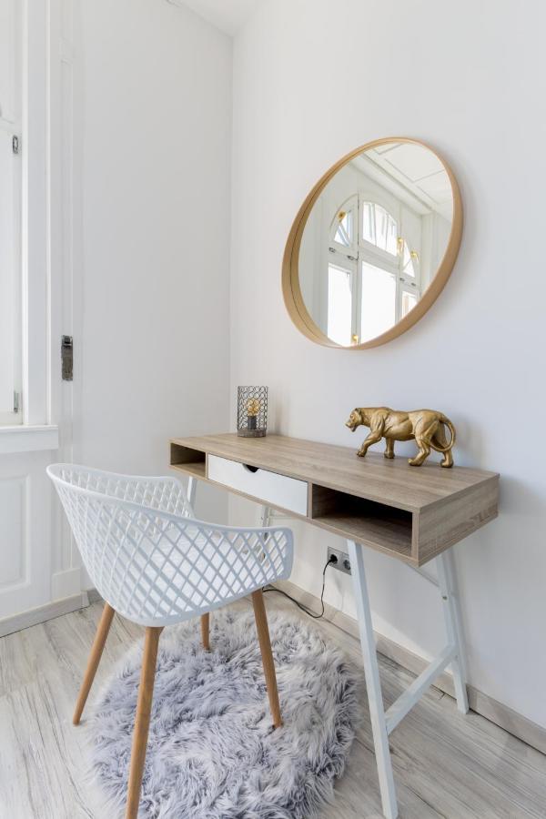 Designer Apartment On The Budapest Broadway With 2Br And Ac Extérieur photo