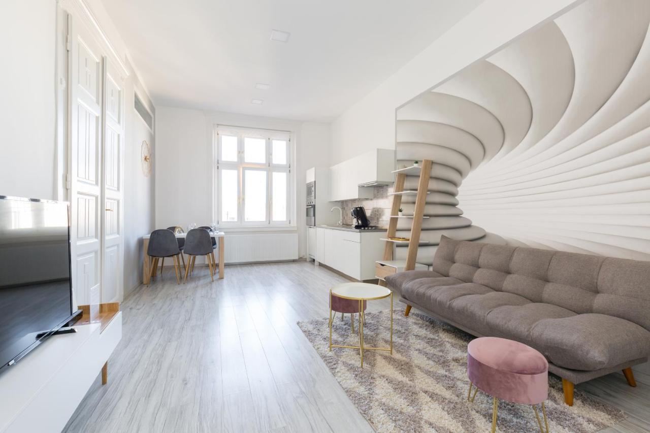 Designer Apartment On The Budapest Broadway With 2Br And Ac Extérieur photo